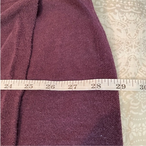 Old Navy Plum Purple Crew Neck Long Sleeve Sweater Medium - Picture 10 of 10